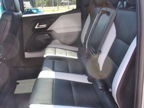 Used 2025 Chevrolet Silverado EV RST AWD/4WD image 29