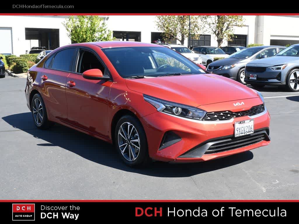 Used 2023 Kia Forte LXS FWD image 3