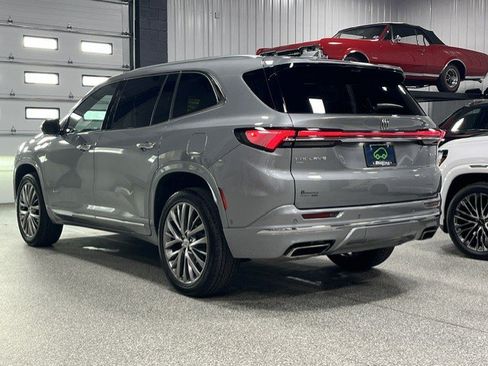 Certified 2025 Buick Enclave Avenir w/ Super Cruise Package AWD/4WD image 3
