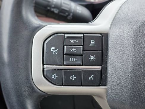 Used 2024 Ford Expedition Limited image 17