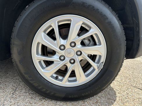 Used 2019 Mitsubishi Eclipse Cross ES AWD/4WD image 8