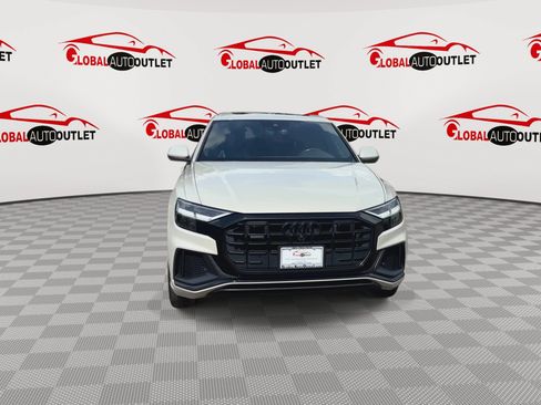Used 2022 Audi Q8 Premium Plus w/ Premium Plus Package AWD/4WD image 3