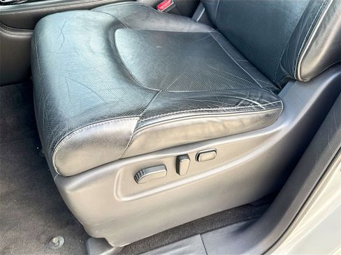 Used 2021 INFINITI QX80 Luxe image 21