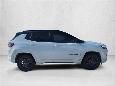 Used 2023 Jeep Compass High Altitude AWD/4WD image 4