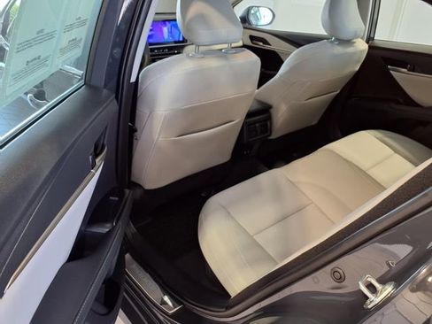 Used 2025 Toyota Camry XLE FWD image 17