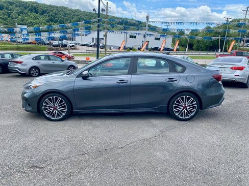 Used 2022 Kia Forte GT FWD image 4
