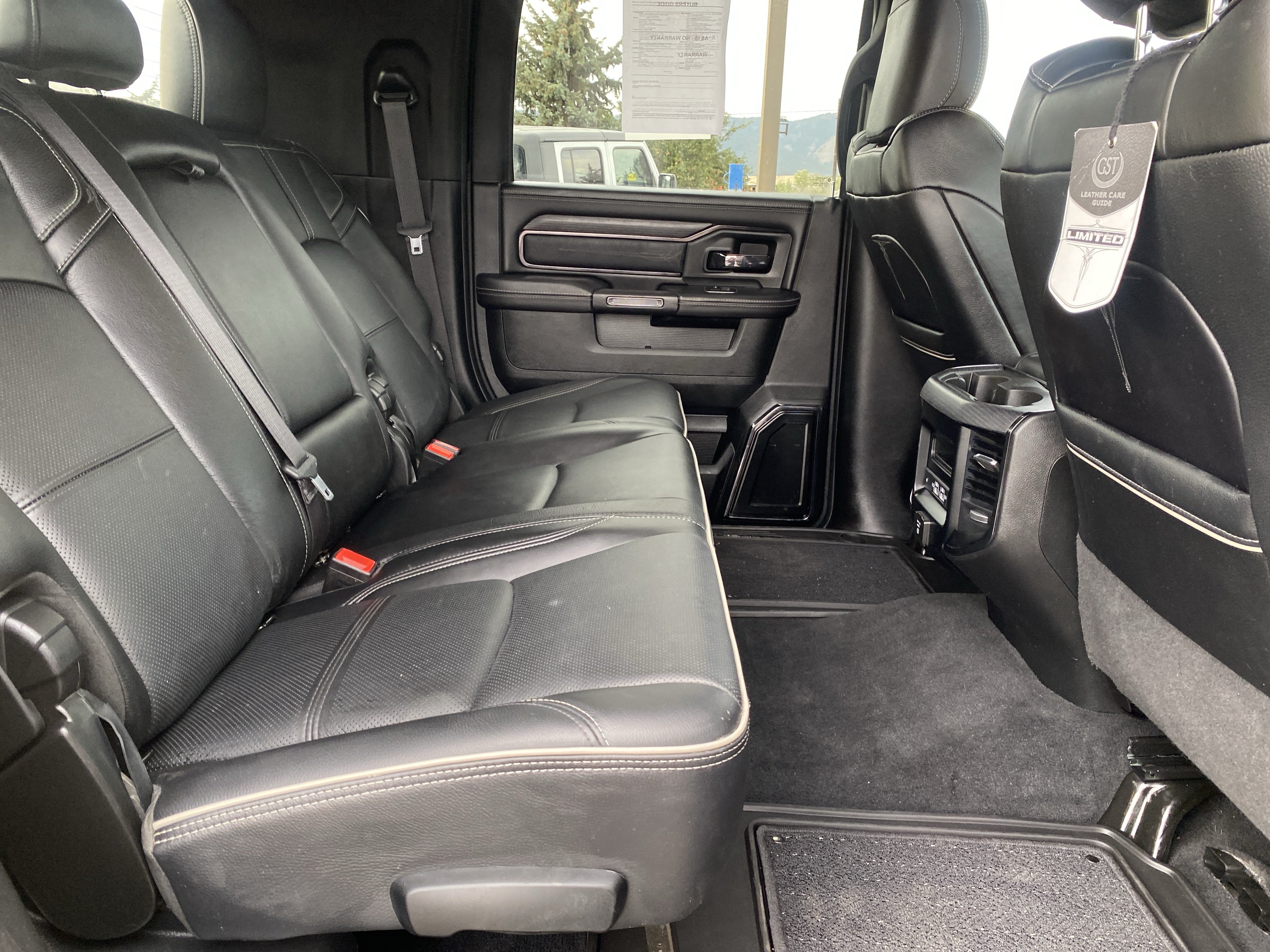 Used 2024 RAM 2500 Limited AWD/4WD image 29