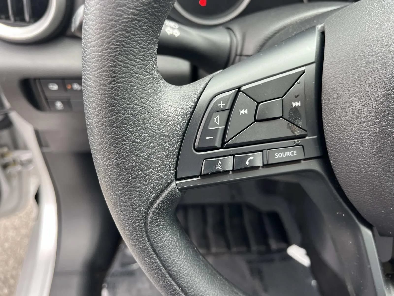 Used 2025 Nissan Versa S w/ Trunk Package FWD image 27