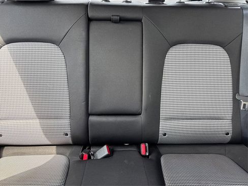 Used 2019 Hyundai Kona SE image 18