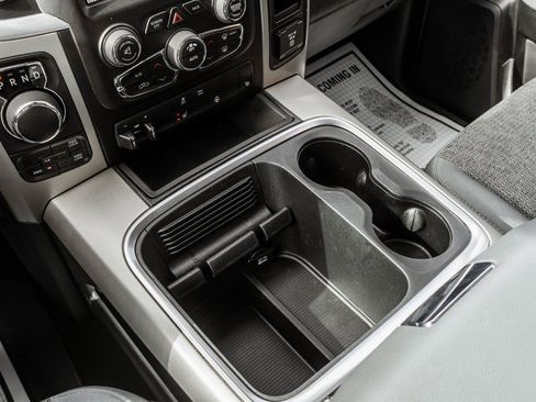 Used 2019 RAM 1500 Classic SLT w/ Black Appearance Group image 22