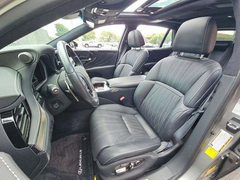 Used 2023 Lexus LS 500 w/ Interior Upgrade Package RWD image 5