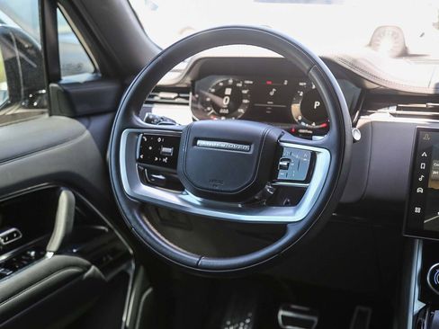 Used 2023 Land Rover Range Rover SE AWD/4WD image 13