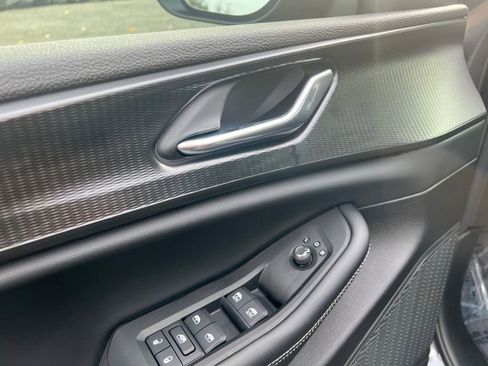 New 2025 Jeep Grand Cherokee L Laredo w/ Trailer Tow Package image 13