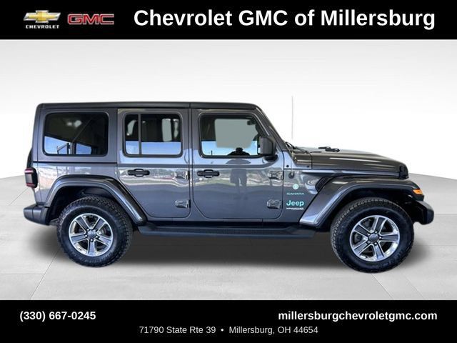 Used 2020 Jeep Wrangler Unlimited Sahara w/ Dual Top Group AWD/4WD image 3