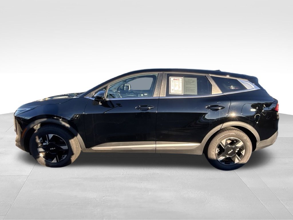 Certified 2026 Kia Sportage LX FWD image 2