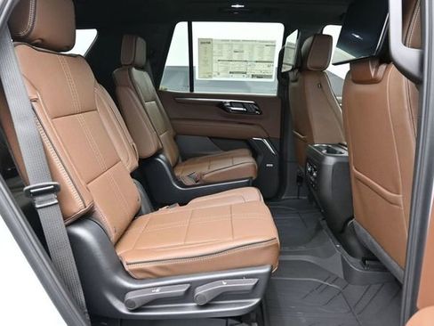New 2026 Chevrolet Tahoe High Country AWD/4WD image 34