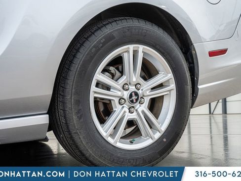 Used 2013 Ford Mustang Convertible image 34