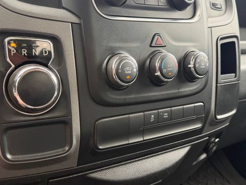Used 2015 RAM 1500 Express RWD image 12