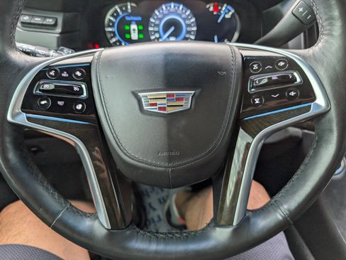 Used 2017 Cadillac Escalade ESV Platinum AWD/4WD image 27