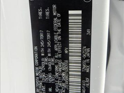 Used 2026 Toyota 4Runner SR5 AWD/4WD image 24