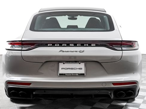Certified 2023 Porsche Panamera 4S AWD/4WD image 11