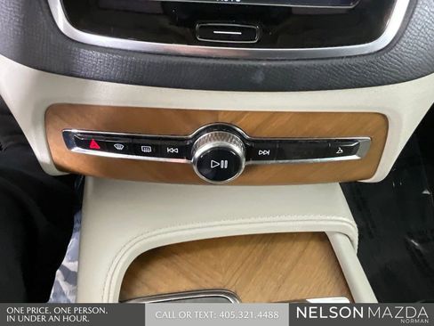 Used 2018 Volvo XC90 T8 Inscription w/ Convenience Package AWD/4WD image 36