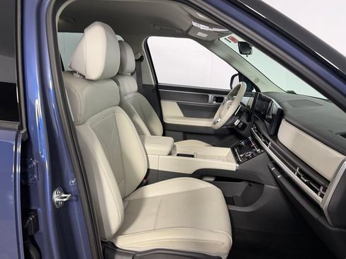 Used 2025 Hyundai Santa Fe SEL AWD/4WD image 28