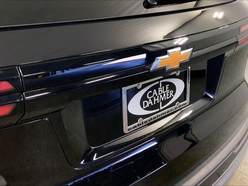 Used 2025 Chevrolet Traverse LT AWD/4WD image 29