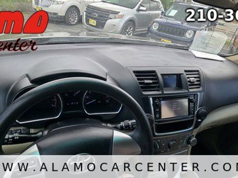 Used 2013 Toyota Highlander FWD image 40