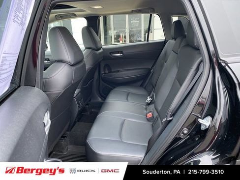 Used 2023 Toyota Corolla Cross XLE w/ Convenience Package AWD/4WD image 28