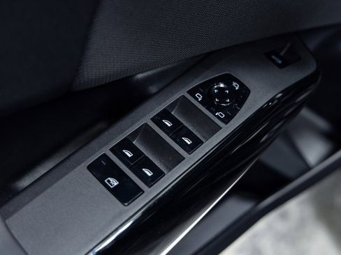 Certified 2025 BMW X3 M50 w/ Premium Package image 12