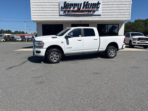 Used 2024 RAM 2500 Laramie w/ Safety Group AWD/4WD image 1