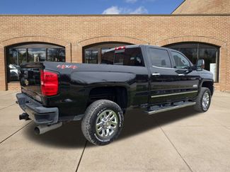 Used 2019 Chevrolet Silverado 3500 High Country w/ Duramax Plus Package video 3