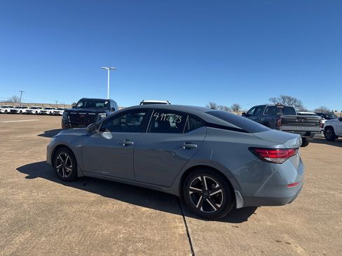 Certified 2024 Nissan Sentra SV image 8
