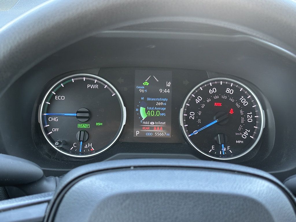 Used 2022 Toyota RAV4 XLE w/ Convenience Package AWD/4WD image 28