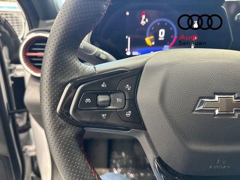 Used 2025 Chevrolet Trax RS w/ Sunroof Package image 25