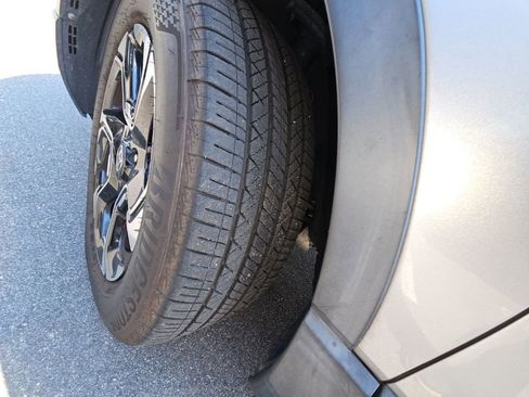 Used 2018 Honda CR-V Touring image 11