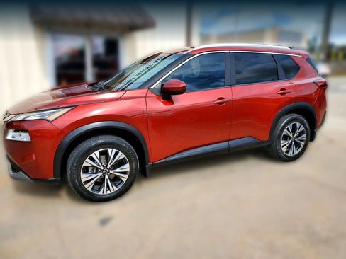 Used 2023 Nissan Rogue SV w/ SV Premium B Package FWD image 7