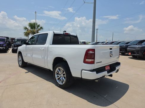 Used 2024 RAM 1500 Laramie AWD/4WD image 12