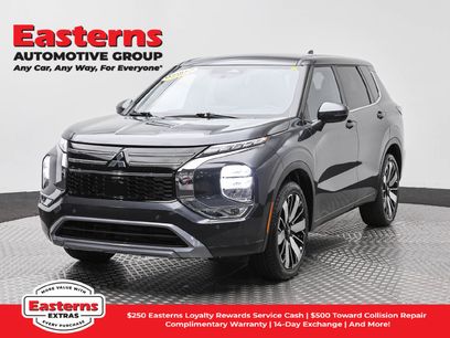 Used 2025 Mitsubishi Outlander SE