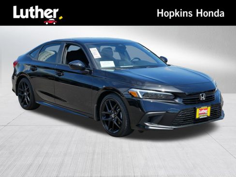 Used 2024 Honda Civic Sport image 1