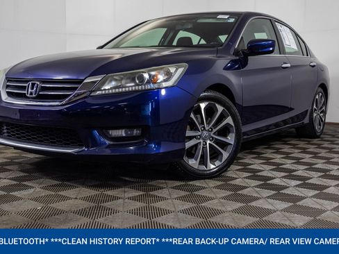 Used 2015 Honda Accord Sport image 2