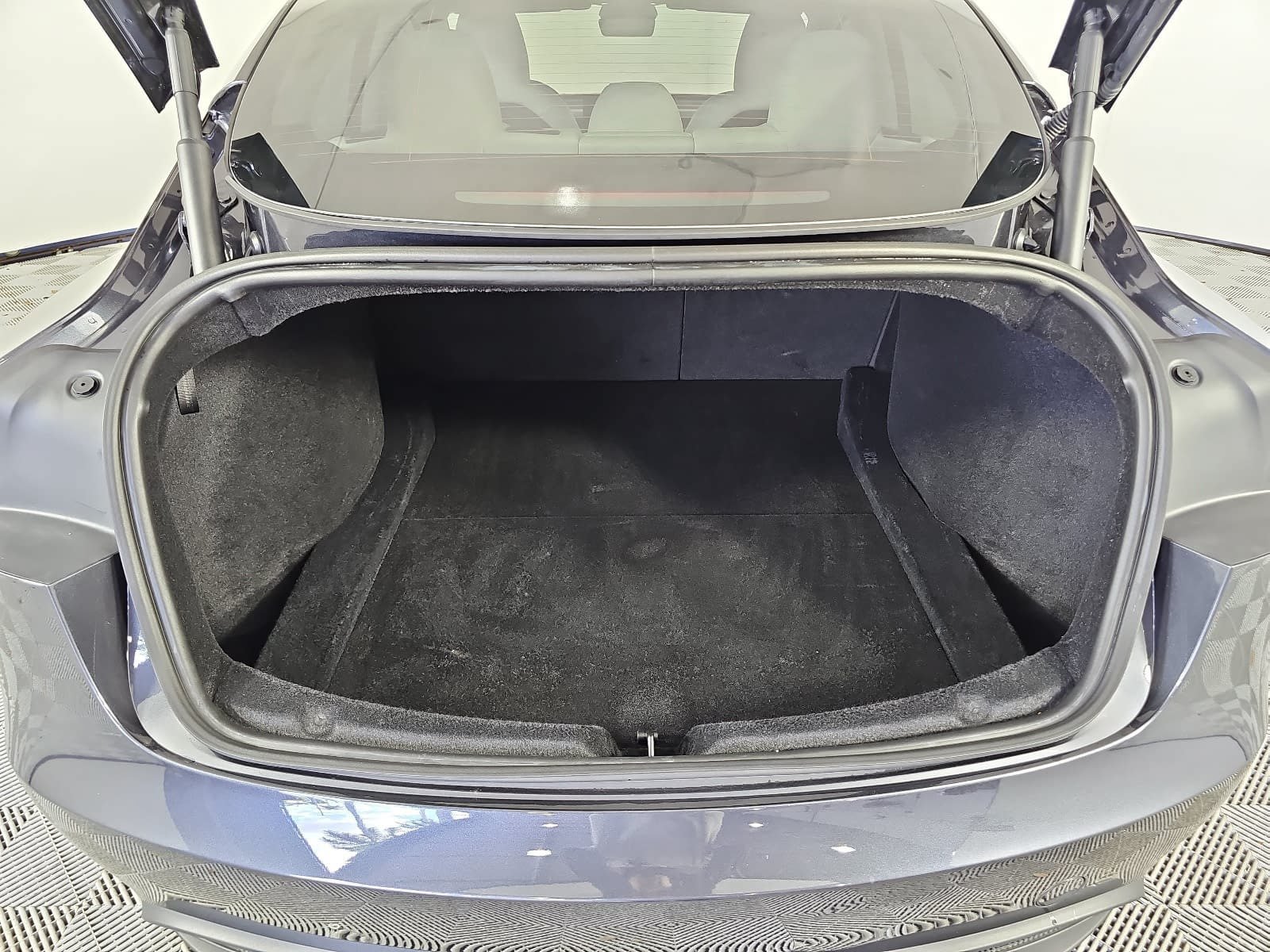 Used 2025 Tesla Model 3 RWD image 12