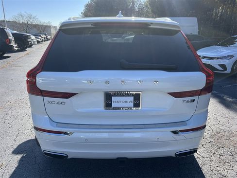 Used 2018 Volvo XC60 T6 Inscription w/ Convenience Package image 4