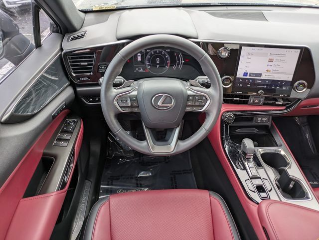 Used 2024 Lexus NX 250 FWD image 12