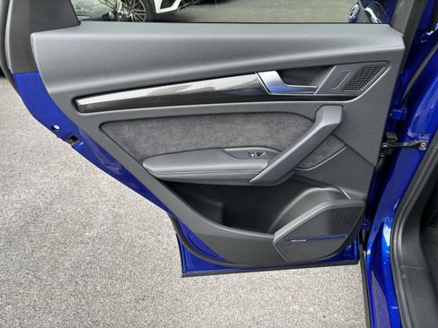 Used 2025 Audi SQ5 Premium Plus image 18