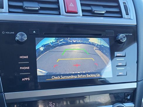 Used 2017 Subaru Outback 2.5i Premium AWD/4WD image 19