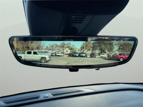 New 2026 Chevrolet Traverse LT w/ Sun and Wheel Package image 26