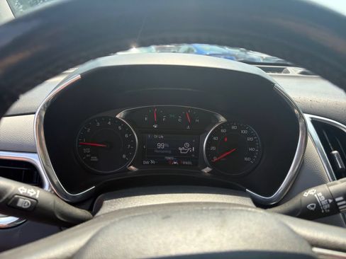 Used 2020 Chevrolet Equinox LT AWD/4WD image 15
