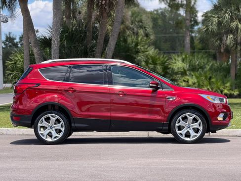 Used 2019 Ford Escape Titanium FWD image 35